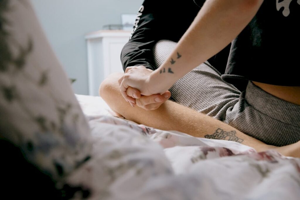 Kvinde taler med sin læge om, hvordan hendes medicin påvirker hendes lyst til sex.
